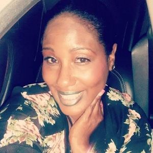 Meet your Posher, Candice